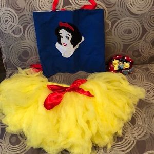 Snow White corset, tutu and matching hair clip